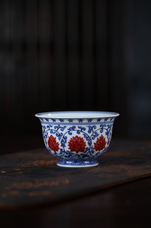 Jingdezhen Blue-and-White Lotus Scroll Underglaze Red Ya Shou Cup
