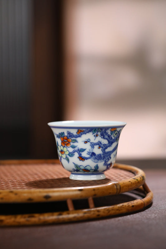 Doucai Bird-and-Flower Tea Cup